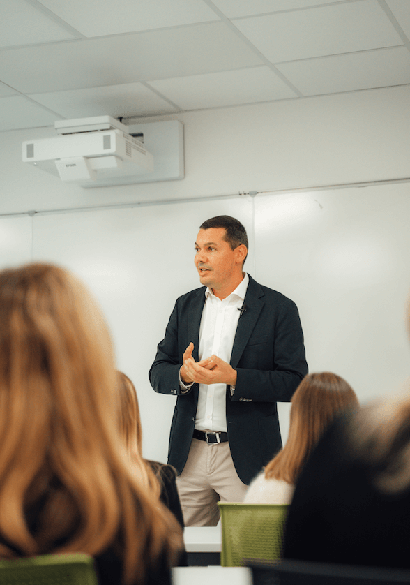maitre de conférence en droit